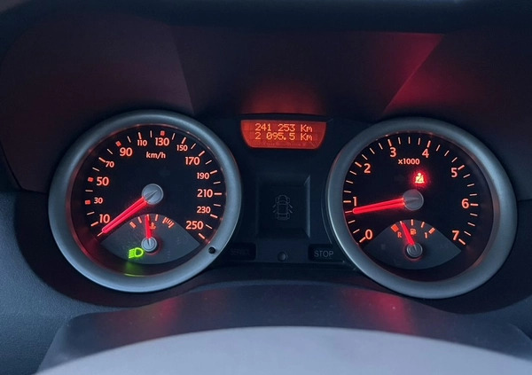 Renault Megane cena 9000 przebieg: 241253, rok produkcji 2003 z Łomianki małe 154